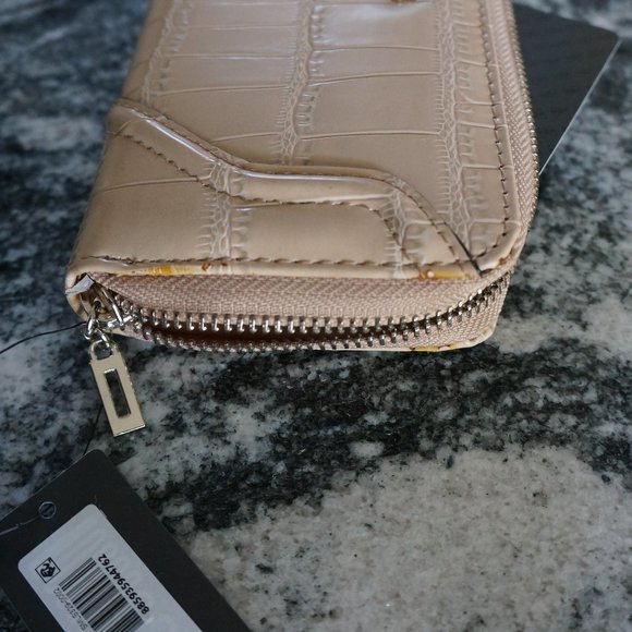 GUESS Women's Georgie Satchel Nut Handbag with matching wallet. - Picture 14 of 14